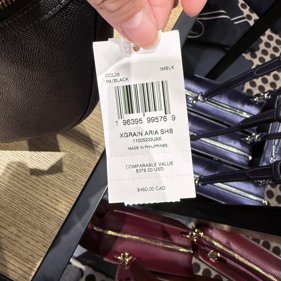 Coach Aria Shoulder Bag CCL28 Gold/Black NWT - Picture 5 of 5